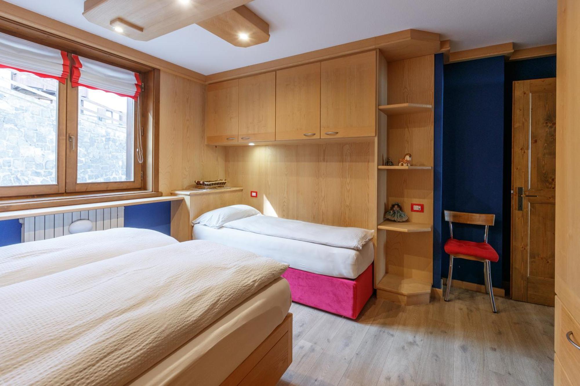 Genepi Apartment *